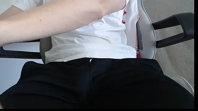 MarcusMenom online show from April 2026 09:46:02 AM