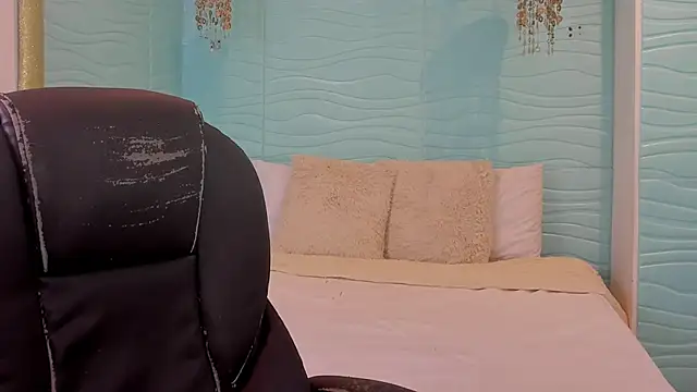 cherry chel online show from June 2026 12:46:02 AM