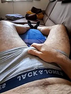 oldermanforwomen online show from March 2025 02:01:01 PM