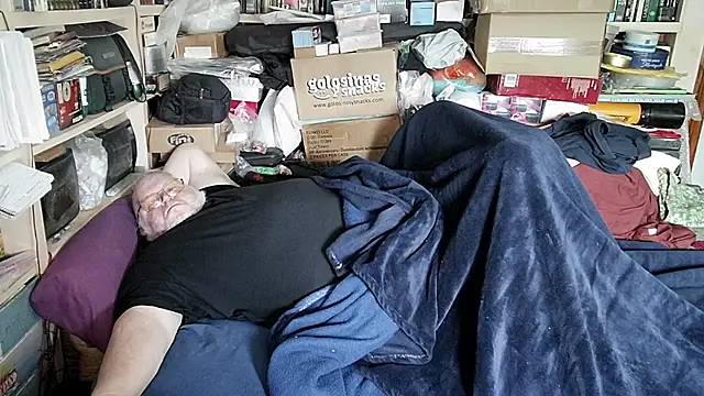 hadeszeuss2 online show from April 2026 01:44:02 PM