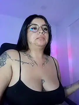 Devilsweet17 online show from February 2025 03:10:02 AM