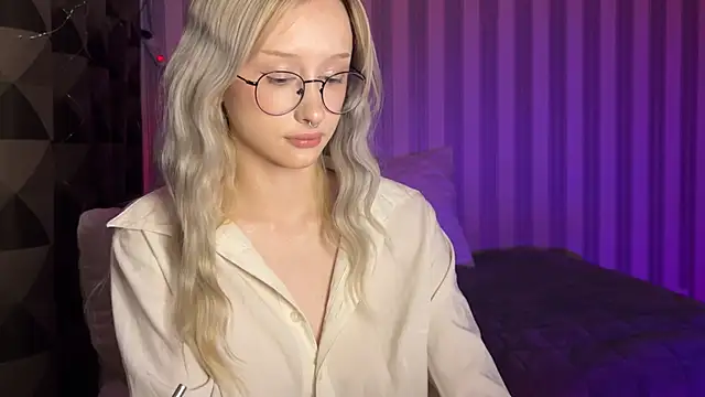 mayvi cold online show from January 2025 11:33:01 PM