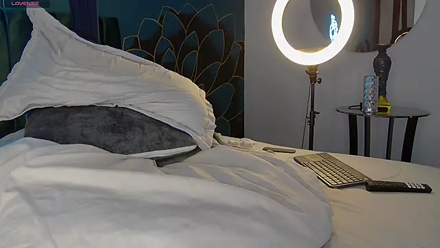 Adam MillanFF online show from December 2024 10:06:01 PM