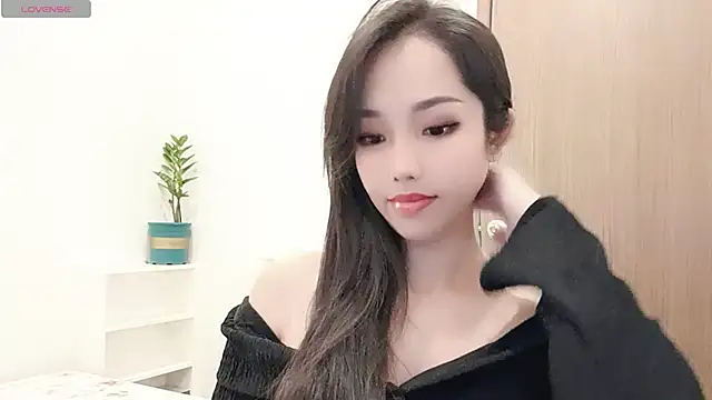 Sugar2k5 online show from November 2025 03:41:01 AM