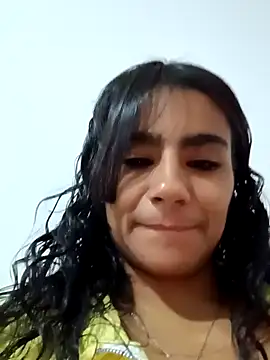 Snapshot of Leslly_ chatting on January 2025 06:32:02 PM Leslly online show from January 2025 06:32:02 PM