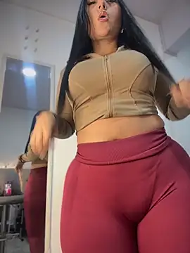 Sarahballiston  online show from May 2026 09:34:02 PM