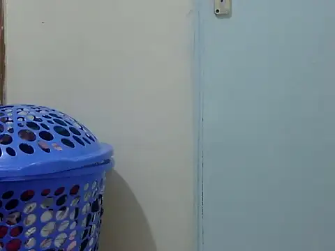 Sexy racy rebel  online show from November 2025 02:06:01 AM