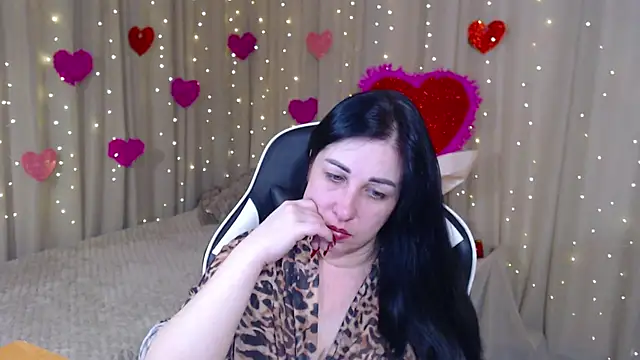 JillStevens online show from February 2026 12:01:01 AM