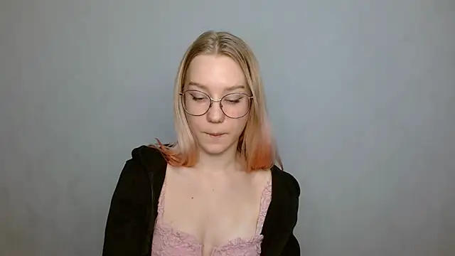 cindi hot online show from January 2025 12:27:02 PM