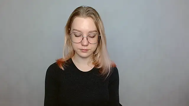 cindi hot online show from January 2025 09:15:02 AM