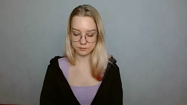 cindi hot online show from January 2025 10:02:01 AM