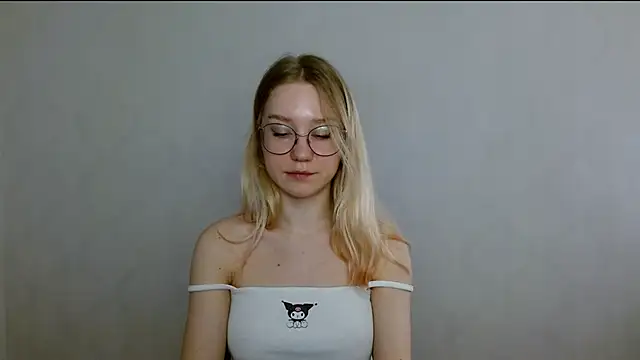 cindi hot online show from March 2025 09:17:02 AM