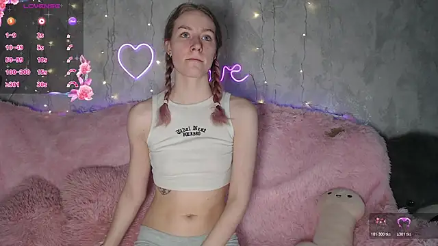 Snapshot of Lillian_Lahot chatting on March 2026 02:38:01 PM Lillian Lahot online show from March 2026 02:38:01 PM