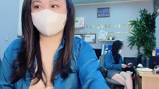 Snapshot of Bamboo_Swetie chatting on December 2024 03:11:02 PM Bamboo Swetie online show from December 2024 03:11:02 PM