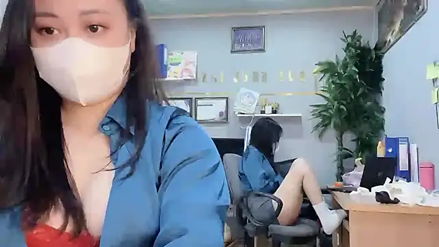 Snapshot of Bamboo_Swetie chatting on January 2025 07:21:02 AM Bamboo Swetie online show from January 2025 07:21:02 AM