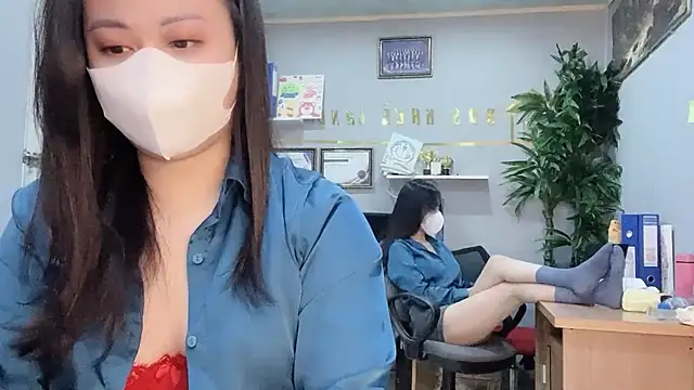 Snapshot of Bamboo_Swetie chatting on January 2025 02:41:01 PM Bamboo Swetie online show from January 2025 02:41:01 PM