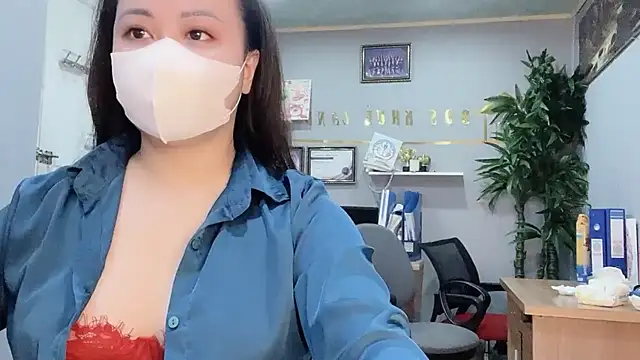 Snapshot of Bamboo_Swetie chatting on January 2025 05:38:01 AM Bamboo Swetie online show from January 2025 05:38:01 AM