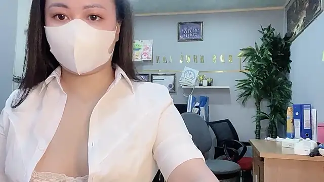 Snapshot of Bamboo_Swetie chatting on January 2025 06:17:01 AM Bamboo Swetie online show from January 2025 06:17:01 AM