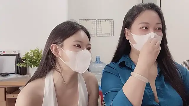 Snapshot of Bamboo_Swetie chatting on October 2025 03:10:02 PM Bamboo Swetie online show from October 2025 03:10:02 PM