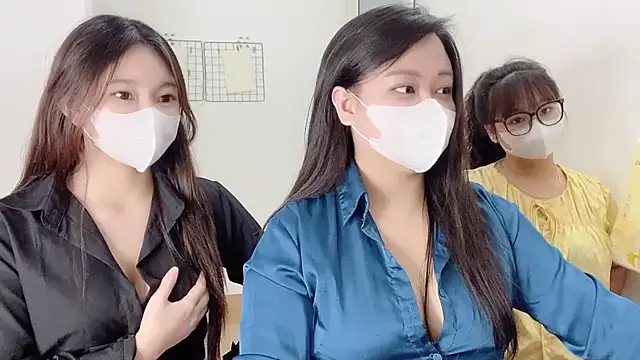 Snapshot of Bamboo_Swetie chatting on December 2025 03:09:02 PM Bamboo Swetie online show from December 2025 03:09:02 PM