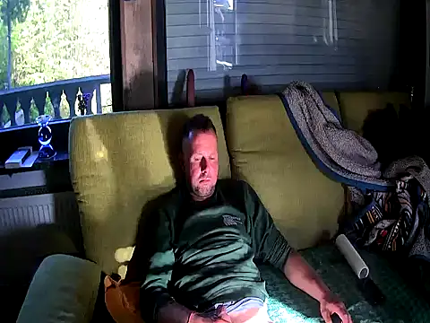 Snapshot of Hornybiboy66 chatting on April 2026 04:33:02 PM Hornybiboy66 online show from April 2026 04:33:02 PM