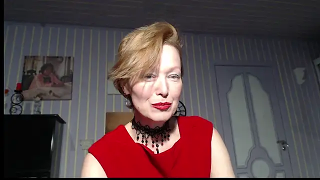 Marquise555 online show from December 2025 05:55:02 PM