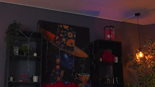 Evelyn Evyyy online show from April 2026 06:56:02 PM