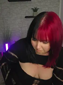 Snapshot of -BonnieBlack- chatting on June 2026 09:18:02 PM -BonnieBlack- online show from June 2026 09:18:02 PM