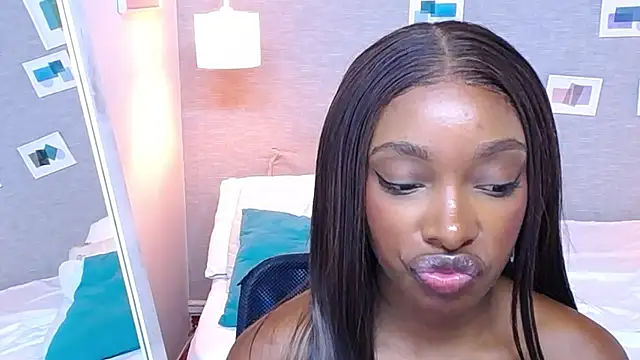 Shamiraa moore online show from March 2025 04:37:02 PM