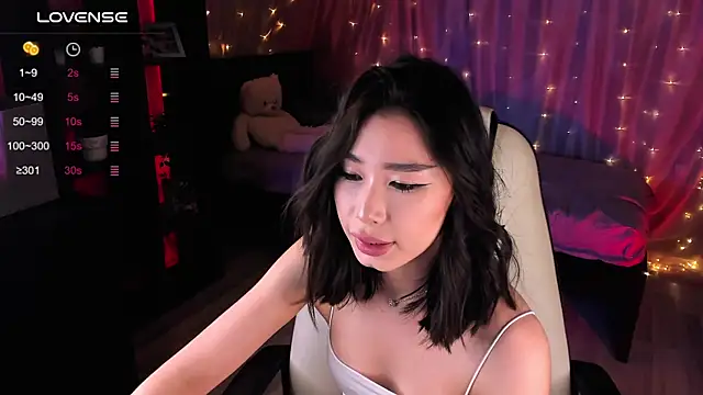 Snapshot of sensualily chatting on January 2025 09:57:01 PM sensualily online show from January 2025 09:57:01 PM