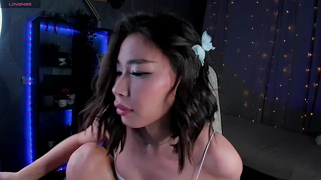 Snapshot of sensualily chatting on March 2025 06:10:02 PM sensualily online show from March 2025 06:10:02 PM