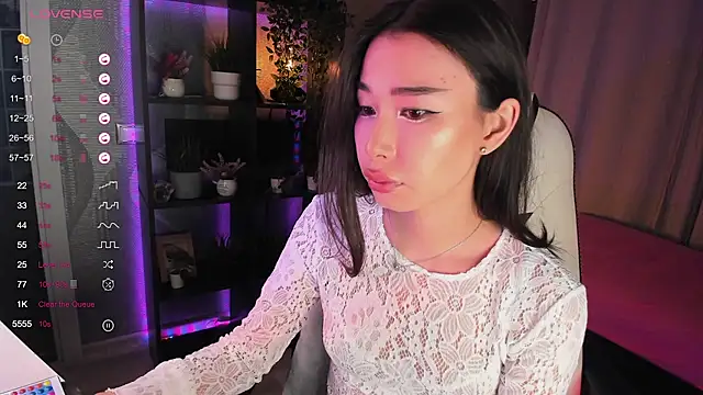 Snapshot of sensualily chatting on September 2025 04:28:02 PM sensualily online show from September 2025 04:28:02 PM