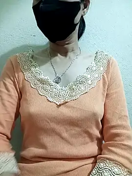 YunLem online show from March 2025 08:01:02 AM