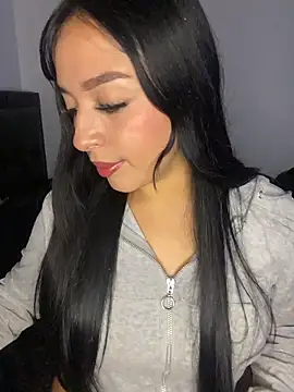 Snapshot of Loren_sexx6 chatting on February 2026 03:35:01 AM Loren sexx6 online show from February 2026 03:35:01 AM