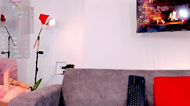 Snapshot of Hannaos chatting on December 2024 08:28:02 PM Hannaos online show from December 2024 08:28:02 PM