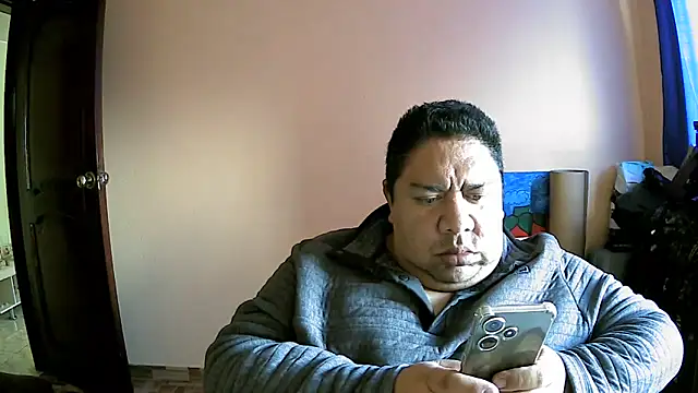 Snapshot of mateo-35audit chatting on June 2026 03:28:02 PM mateo-35audit online show from June 2026 03:28:02 PM