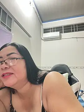 NDith online show from October 2025 10:10:01 PM