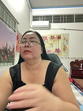 Snapshot of NDith chatting on July 2026 11:18:01 AM NDith online show from July 2026 11:18:01 AM