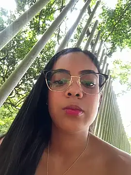 NAUGHTY LITTLE 18 online show from February 2026 08:06:01 PM