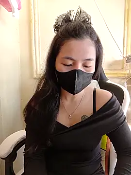 lyna bl online show from March 2025 01:31:02 AM