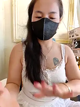 lyna bl online show from March 2025 01:25:02 AM