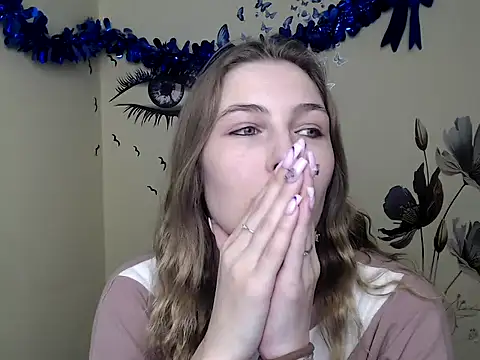 StrangerGi online show from January 2025 01:01:01 PM