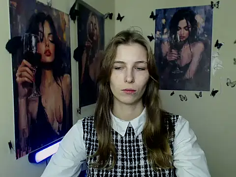 StrangerGi online show from October 2025 07:47:02 AM