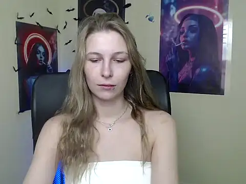 Snapshot of StrangerGi chatting on May 2026 05:57:02 AM StrangerGi online show from May 2026 05:57:02 AM
