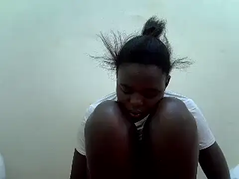 Snapshot of dirtyshowgirl chatting on January 2025 05:15:02 AM dirtyshowgirl online show from January 2025 05:15:02 AM