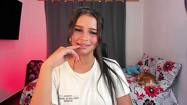 Snapshot of Abby_Parker1 chatting on October 2025 09:14:02 PM Abby Parker1 online show from October 2025 09:14:02 PM