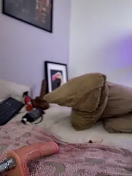 hannaasweet online show from April 2026 01:42:02 AM