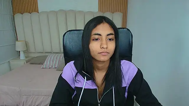 shaneelle online show from February 2026 06:22:01 AM