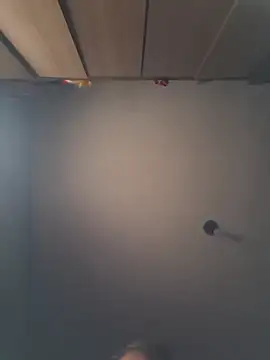 Carlossantos07 online show from April 2026 10:24:02 AM