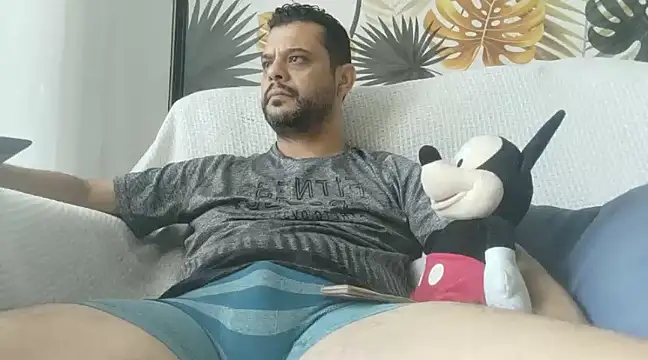 HornyBeachBoyBR online show from February 2025 01:55:01 PM